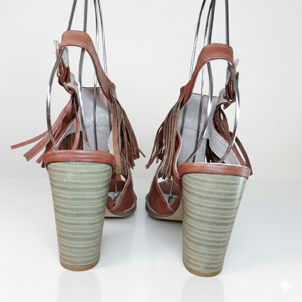 Nature Breeze Size 6.5 Brown Tan Sandal Block Vegan Leather Buckle Fringe Hippie - Picture 6 of 9